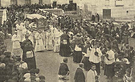 Rogativa con el sat.Crist. 1916